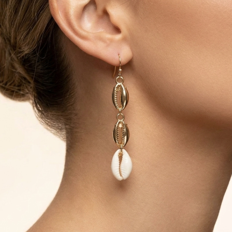 گوشواره آویز زنانه طرح صدف