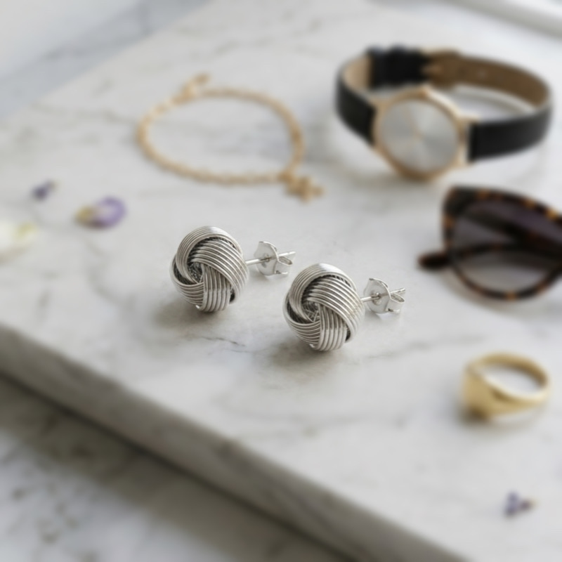 گوشواره میخی زنانه طرح گره