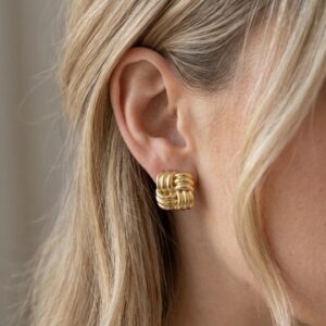 گوشواره میخی زنانه مدل گره ای